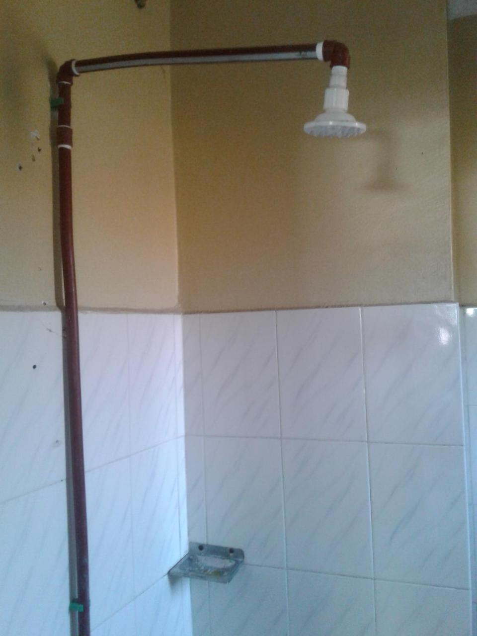 Jj & Je Family House Hostel Dar es Salaam Exterior photo